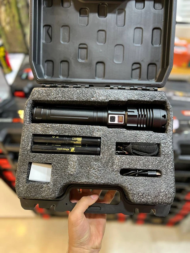 چراغ قوه زینگارو مدل SLH-890S